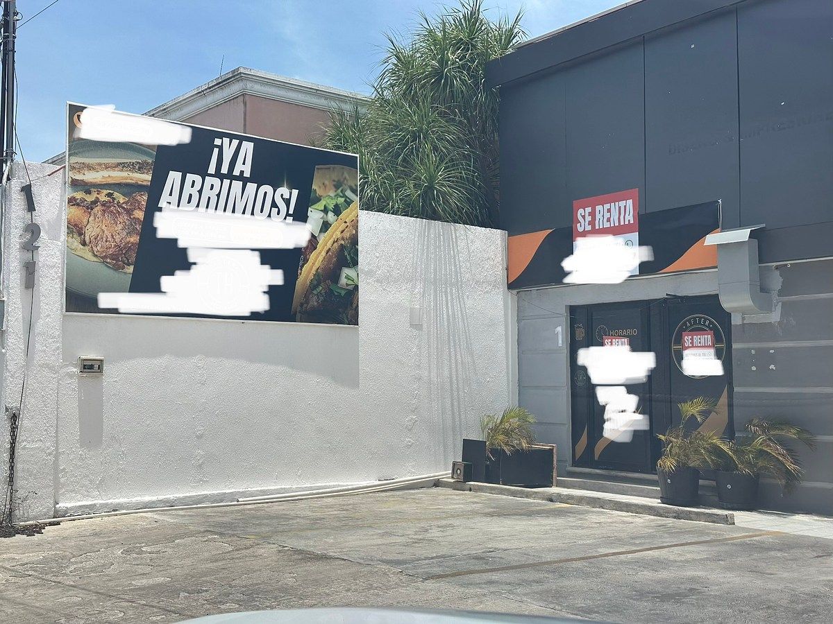 LOCAL COMERCIAL NA AVENIDA PRINCIPAL, foto 1 de 4