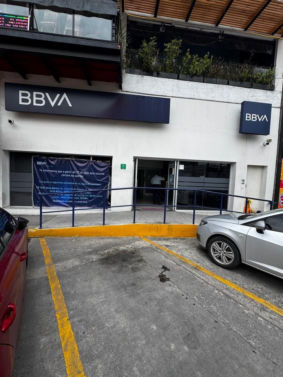 13 de 16