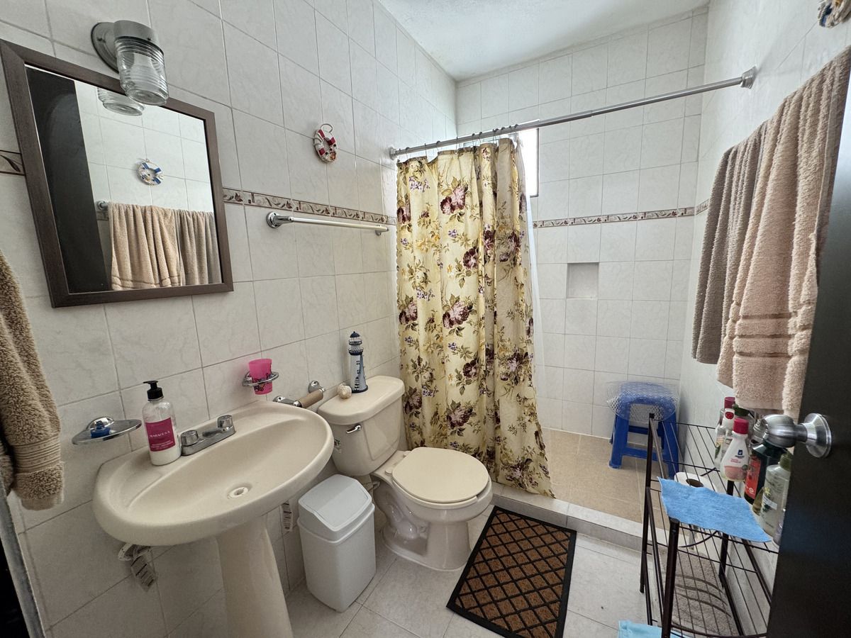 Casa en renta en Merida, Chuburna. Con Piscina ¡Calle cerrada!