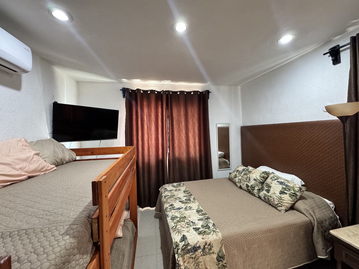 Casa en renta en Merida, Chuburna. Con Piscina ¡Calle cerrada!