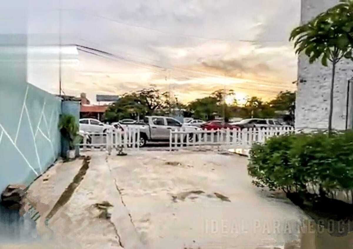 3 de 28