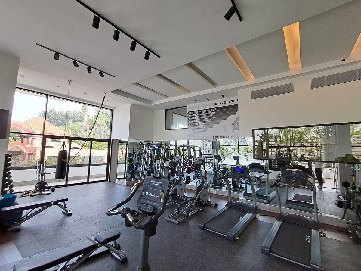18 de 22: Gimnasio