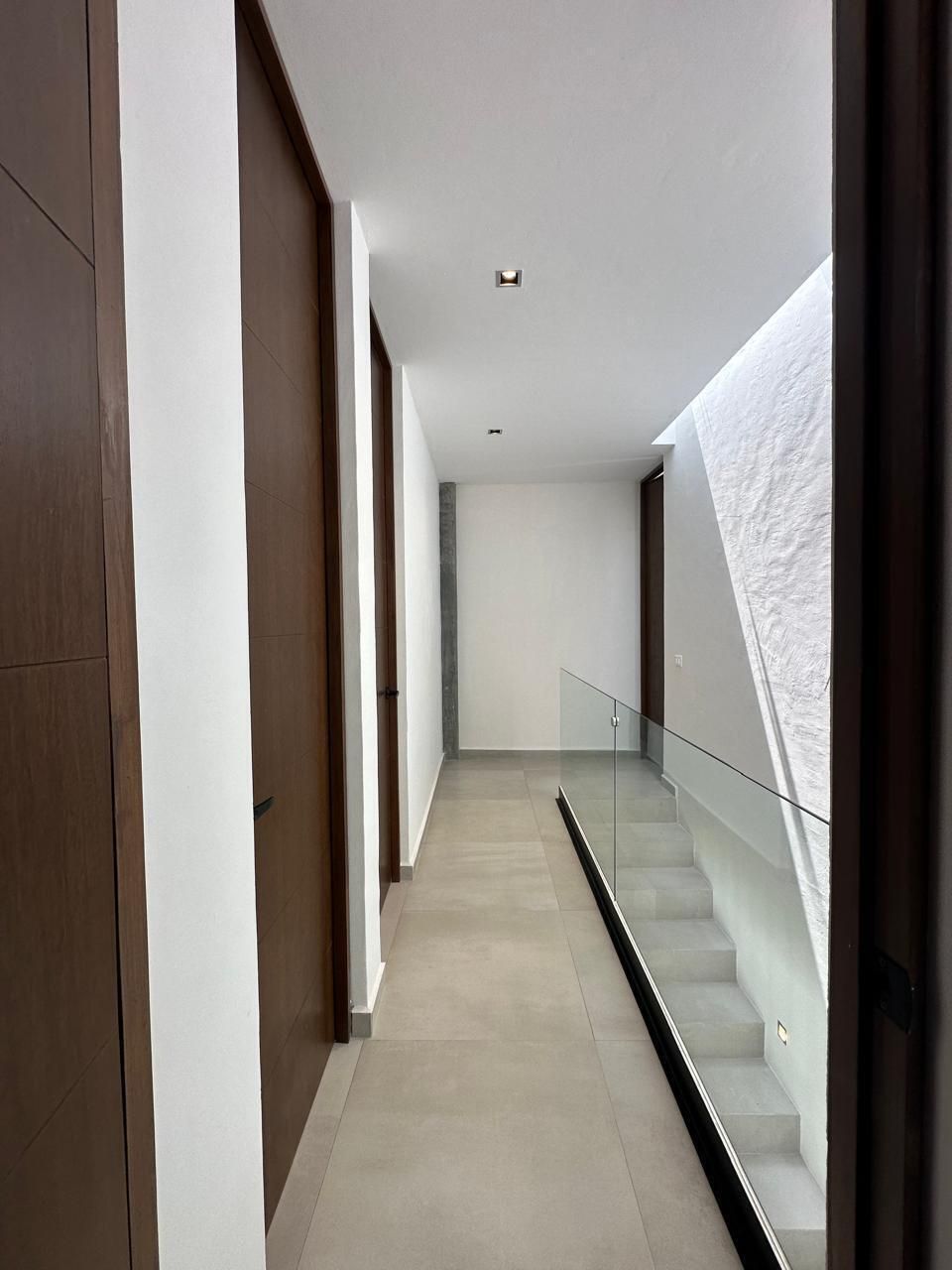 5 of 30: Casa en Adamar en Venta  Pasillo