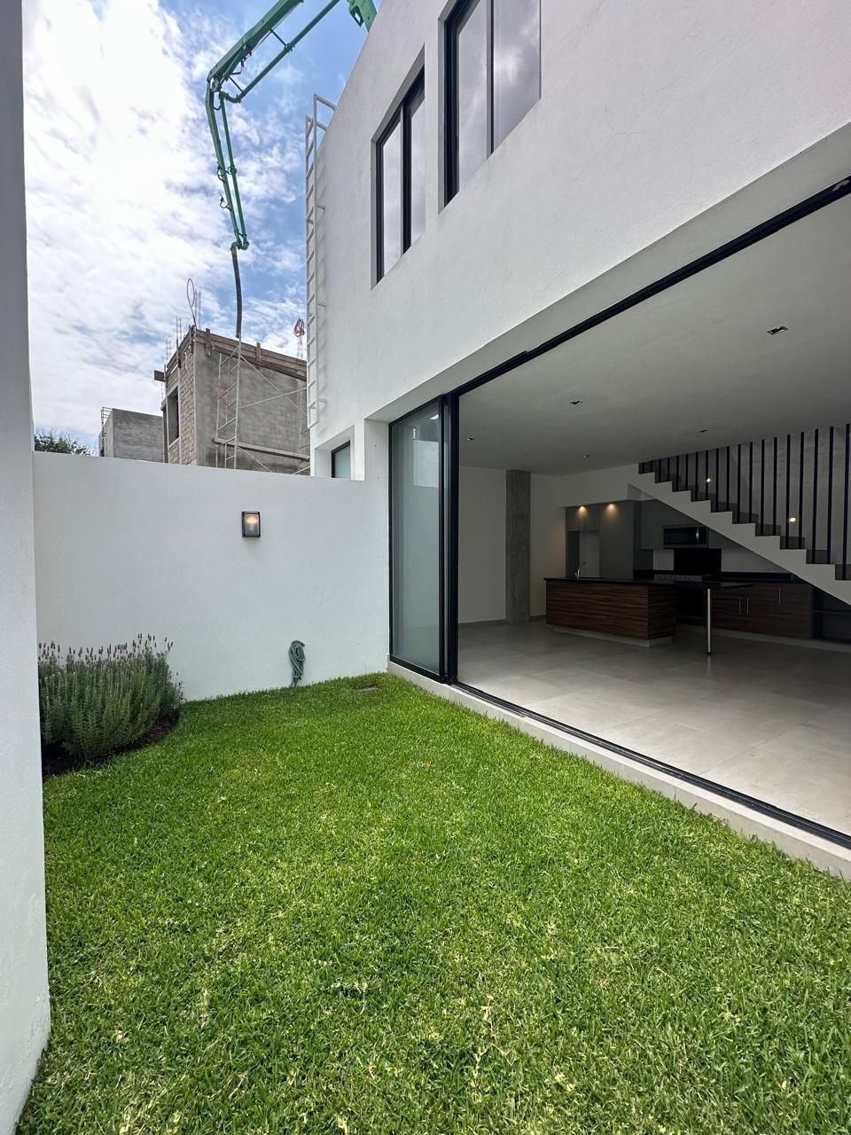 4 of 30: Casa en Adamar en Venta  Jardin