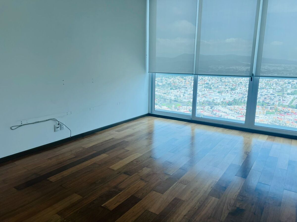 11 de 28