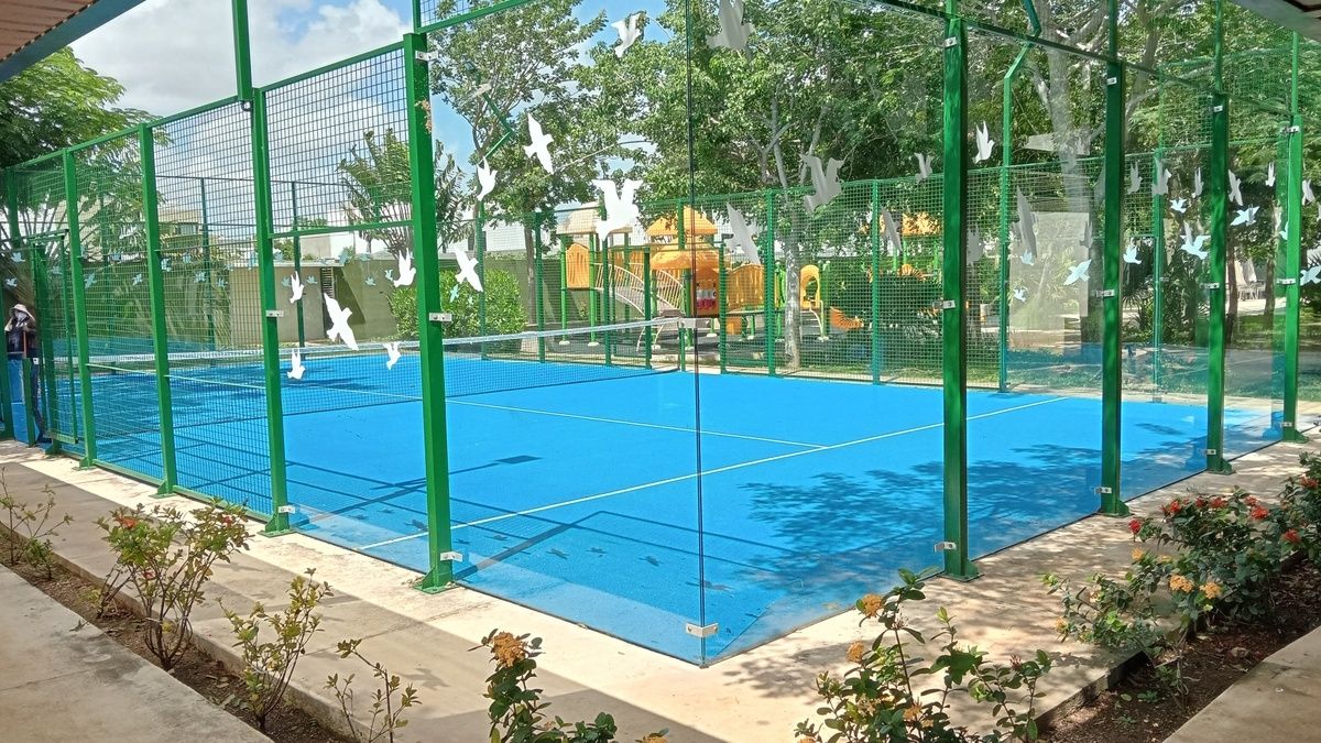 12 de 18: Padel