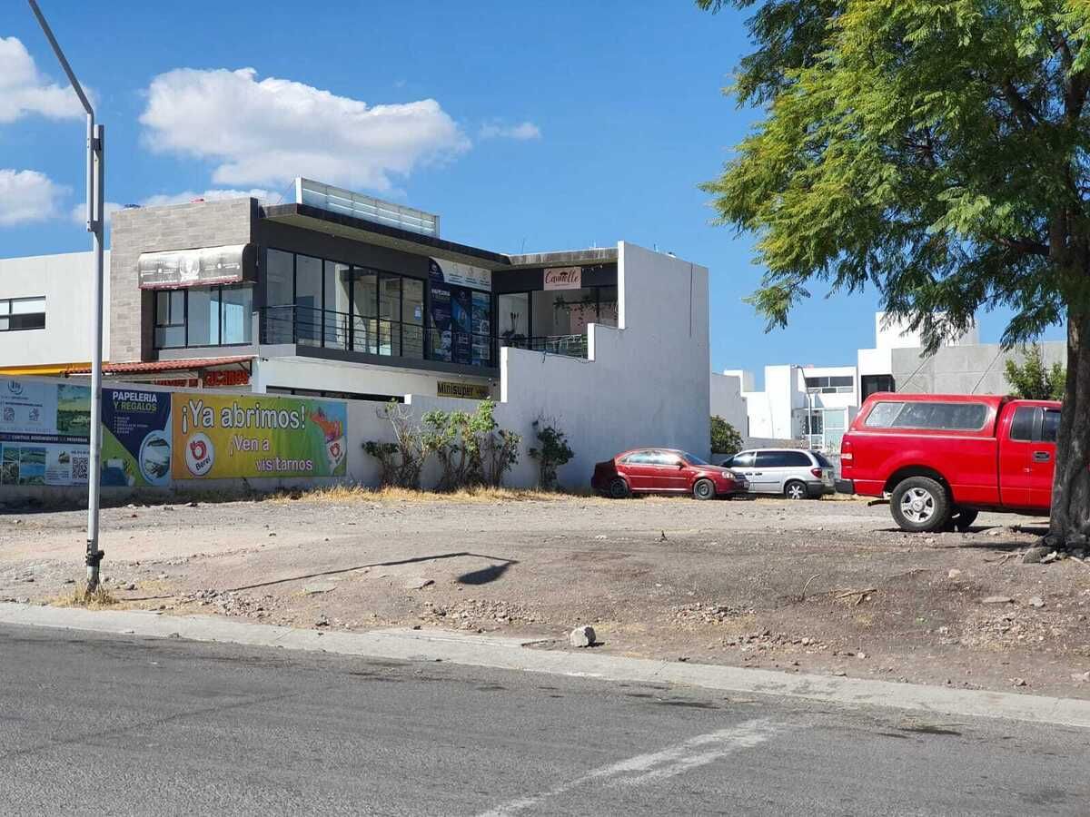 4 de 9