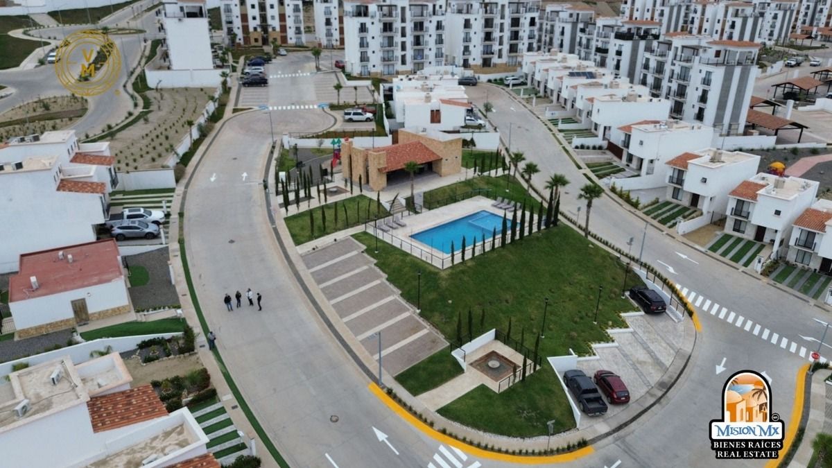 Venta de Casa de 3 recámaras, Fracc. Privado con alberca en Sauzal