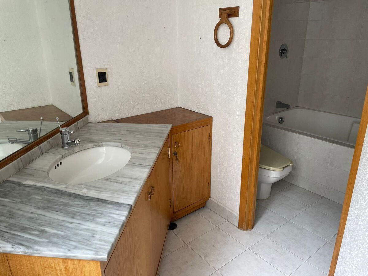 baño 1, foto 11 de 30