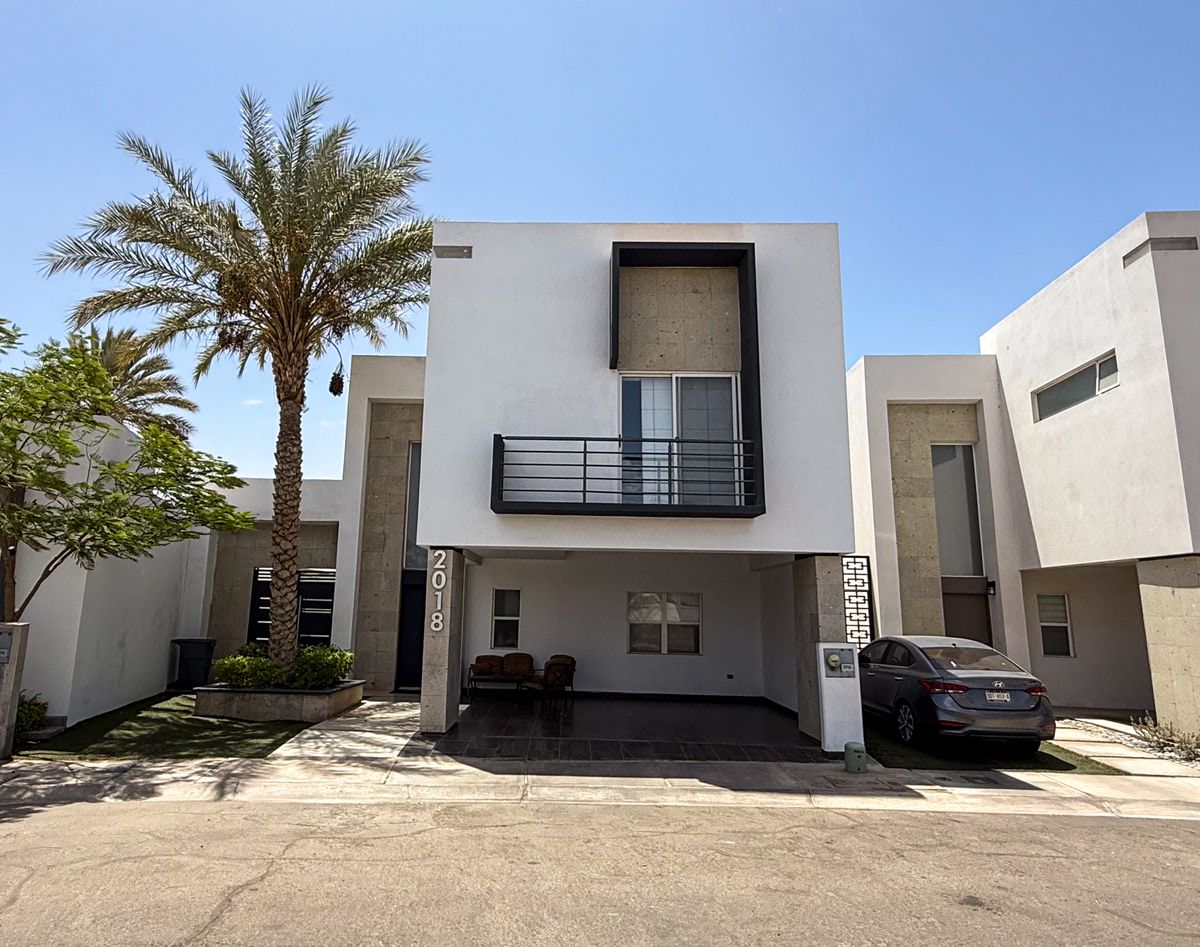 En venta casa en Residencial Reserva Oriente(Mexicali, B.C.)