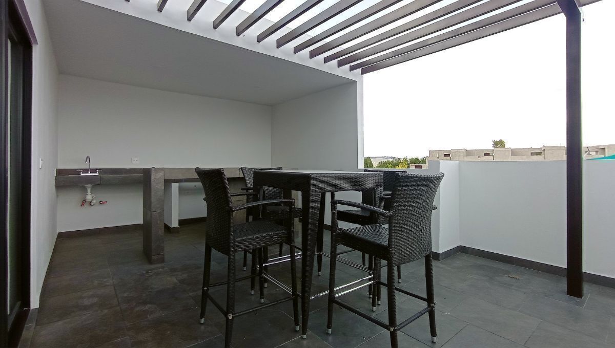 Venta casa con roof en Cañadas del Arroyo Corregidora, Querétaro