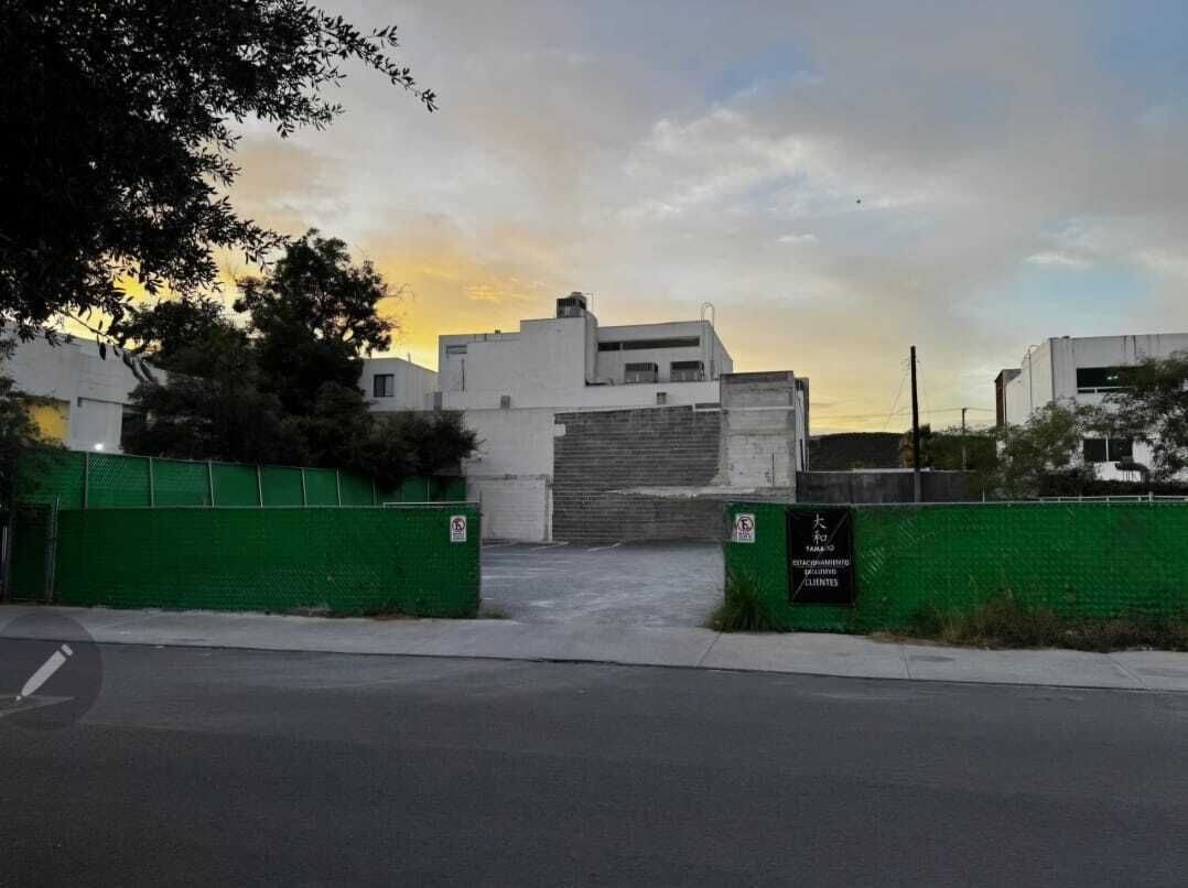 1 of 4