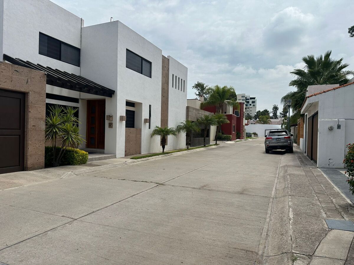 1 de 8