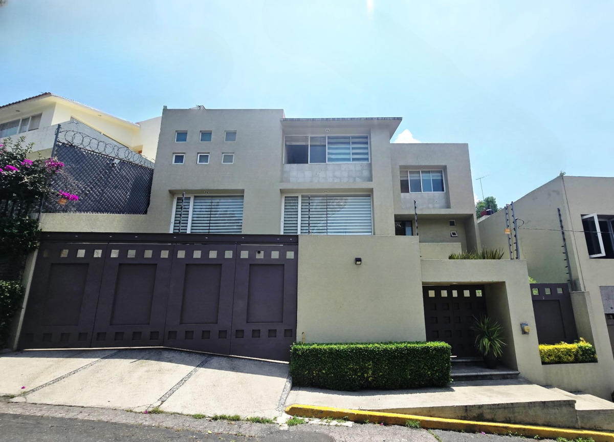 1 de 31: Fachada Contemporánea!