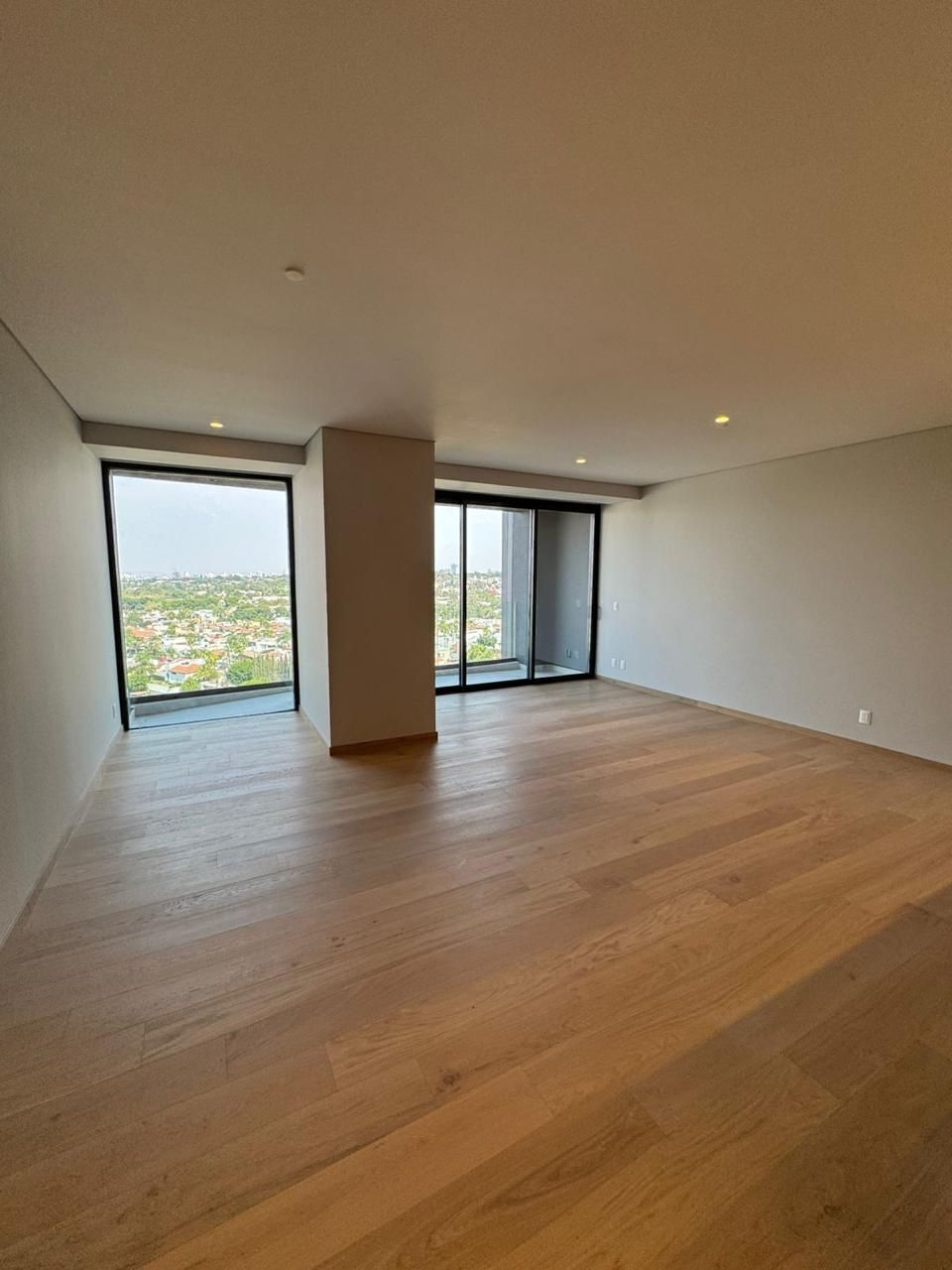 4 de 40: Departamento en Venta en Landmark Sala