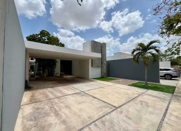1 of 24: fachada
