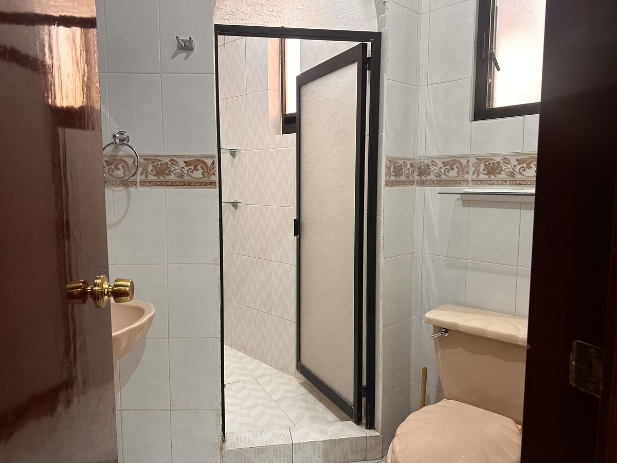 19 de 36: Baño recámara 2