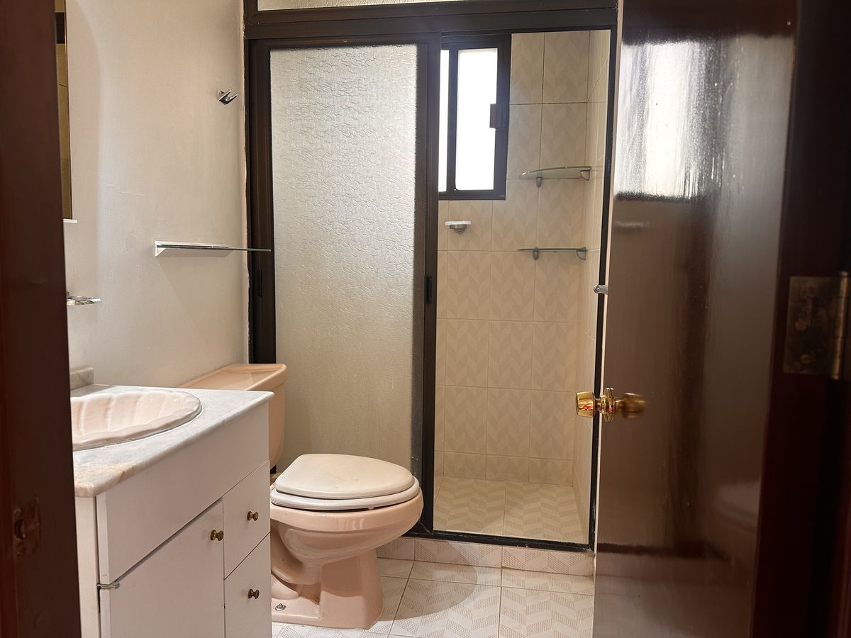 25 de 36: Baño recámara 3