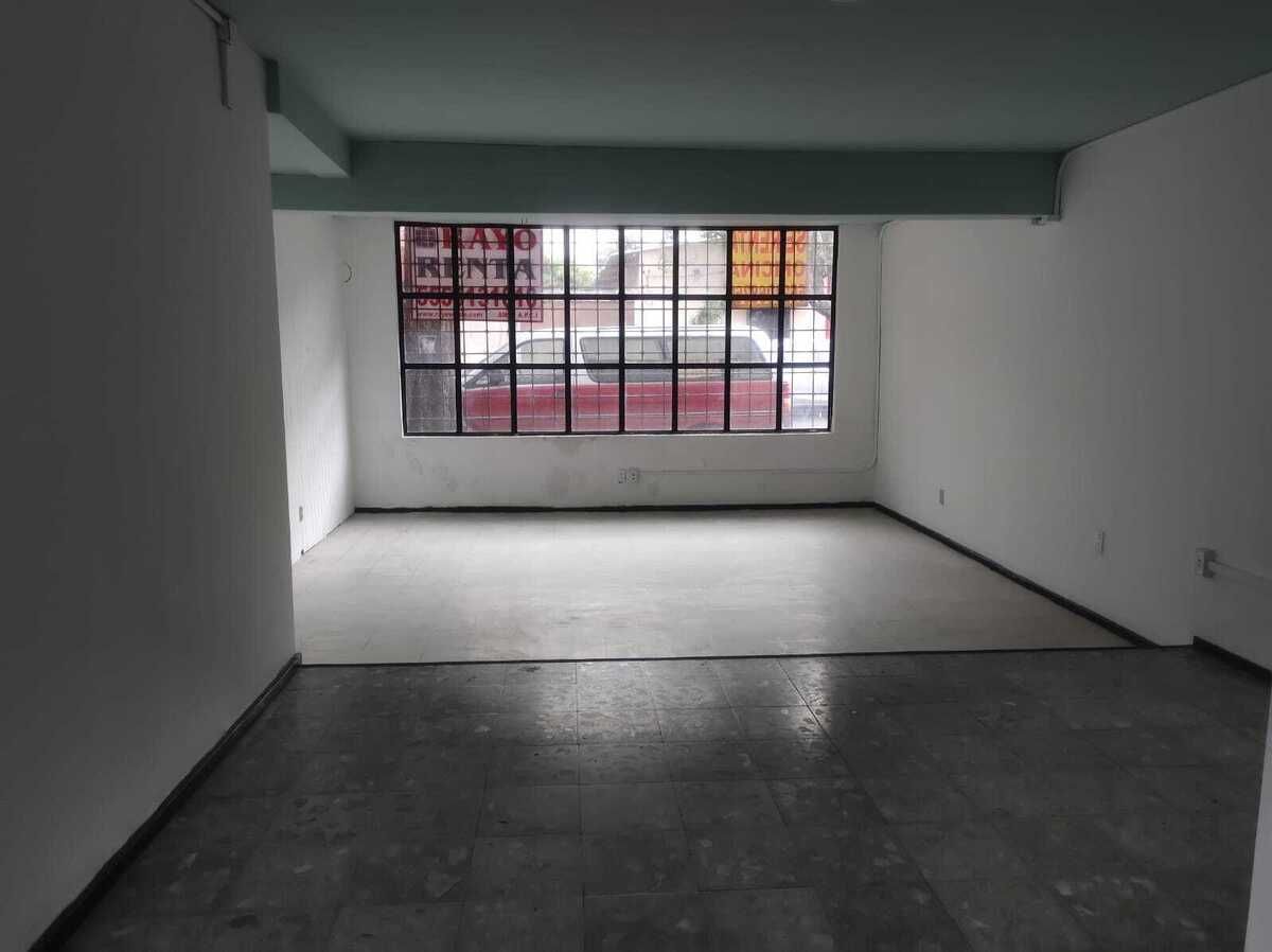 4 of 12: Casa con uso de suelo en Renta Las Águilas Rayo Vende ®