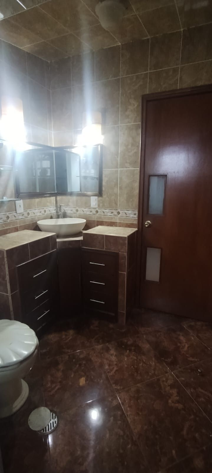 14 de 27: Baño recamara principal