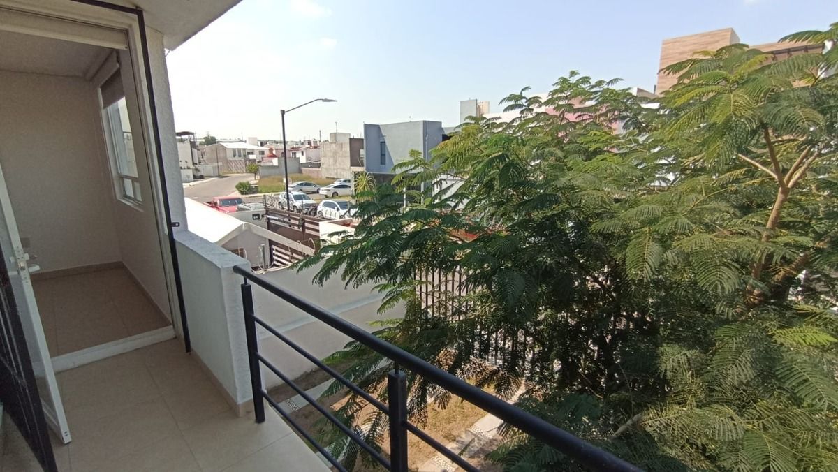 3 de 25