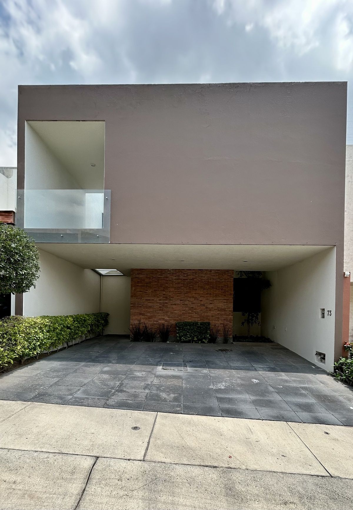 1 de 22: Fachada