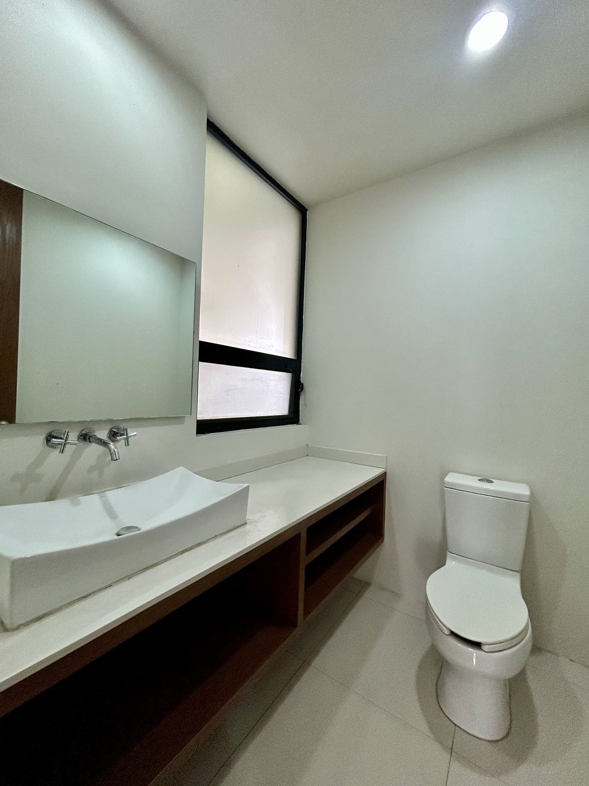 4 de 22: medio baño planta baja