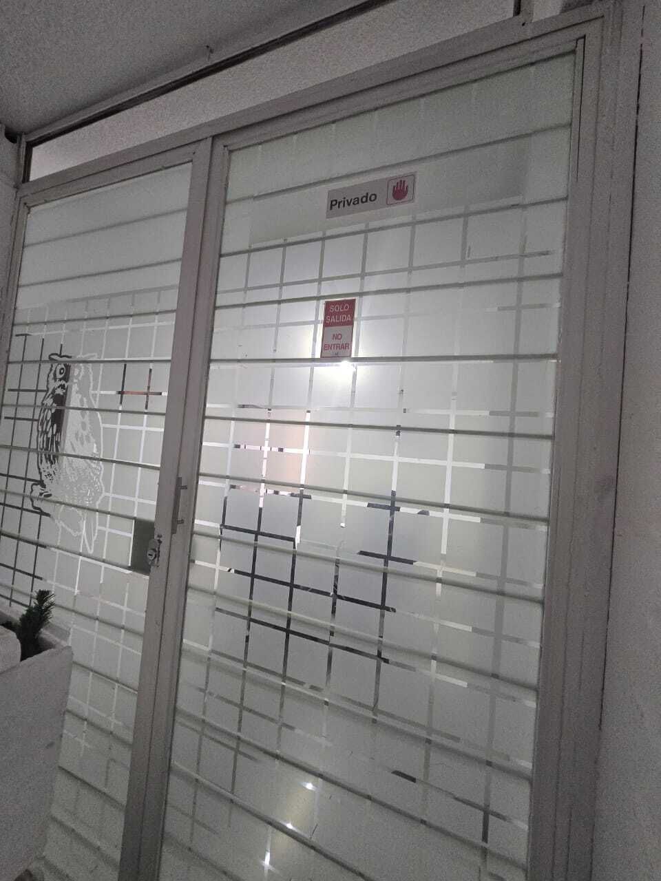 3 de 28