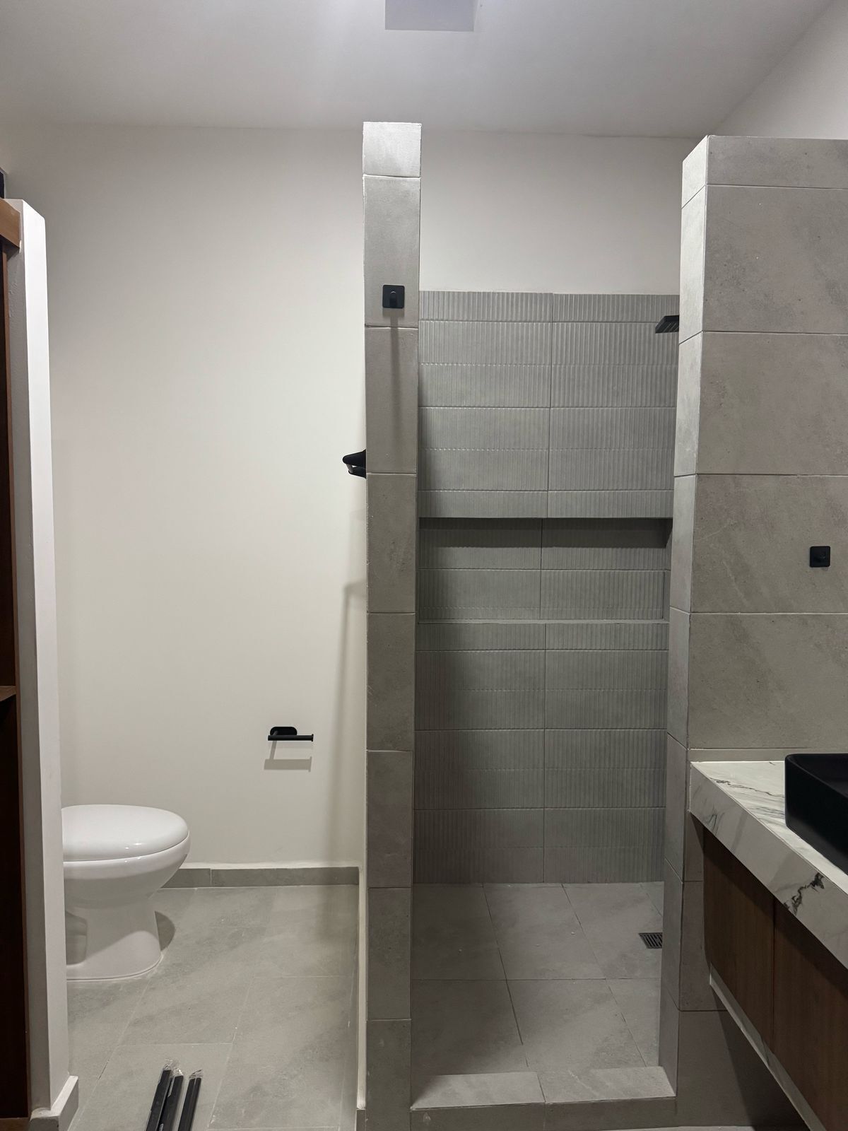 11 of 12: Casa muestra