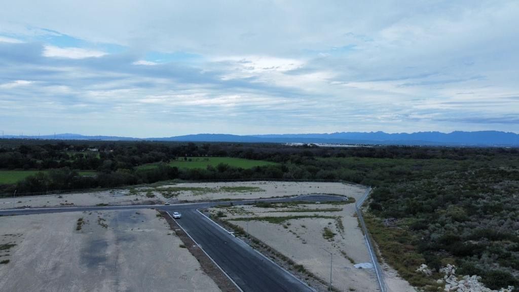 Pre-venta  de lote industrial