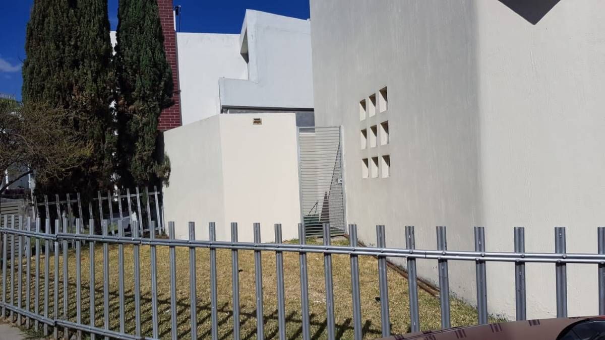 4 de 16