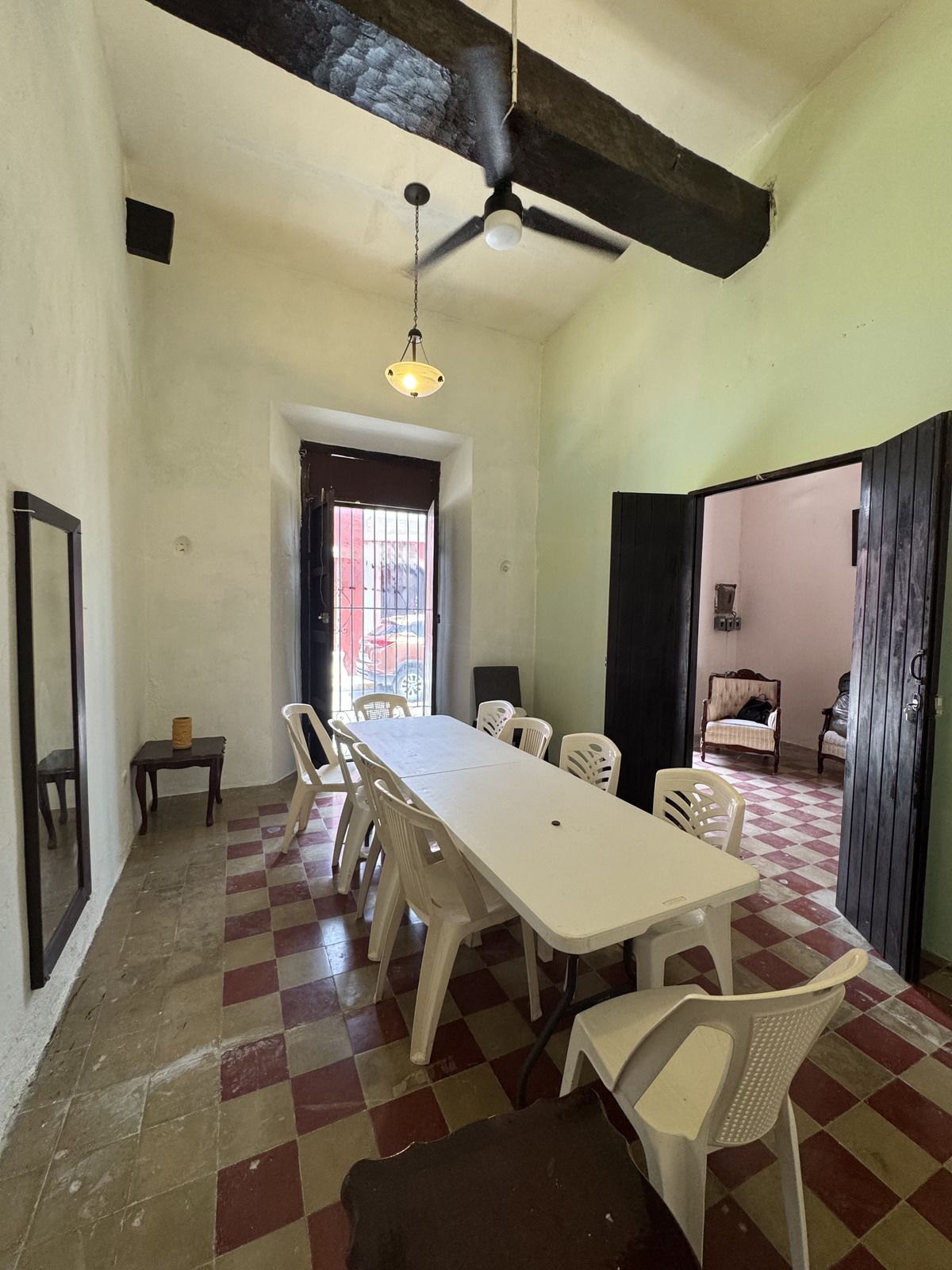 2 of 16: Comedor