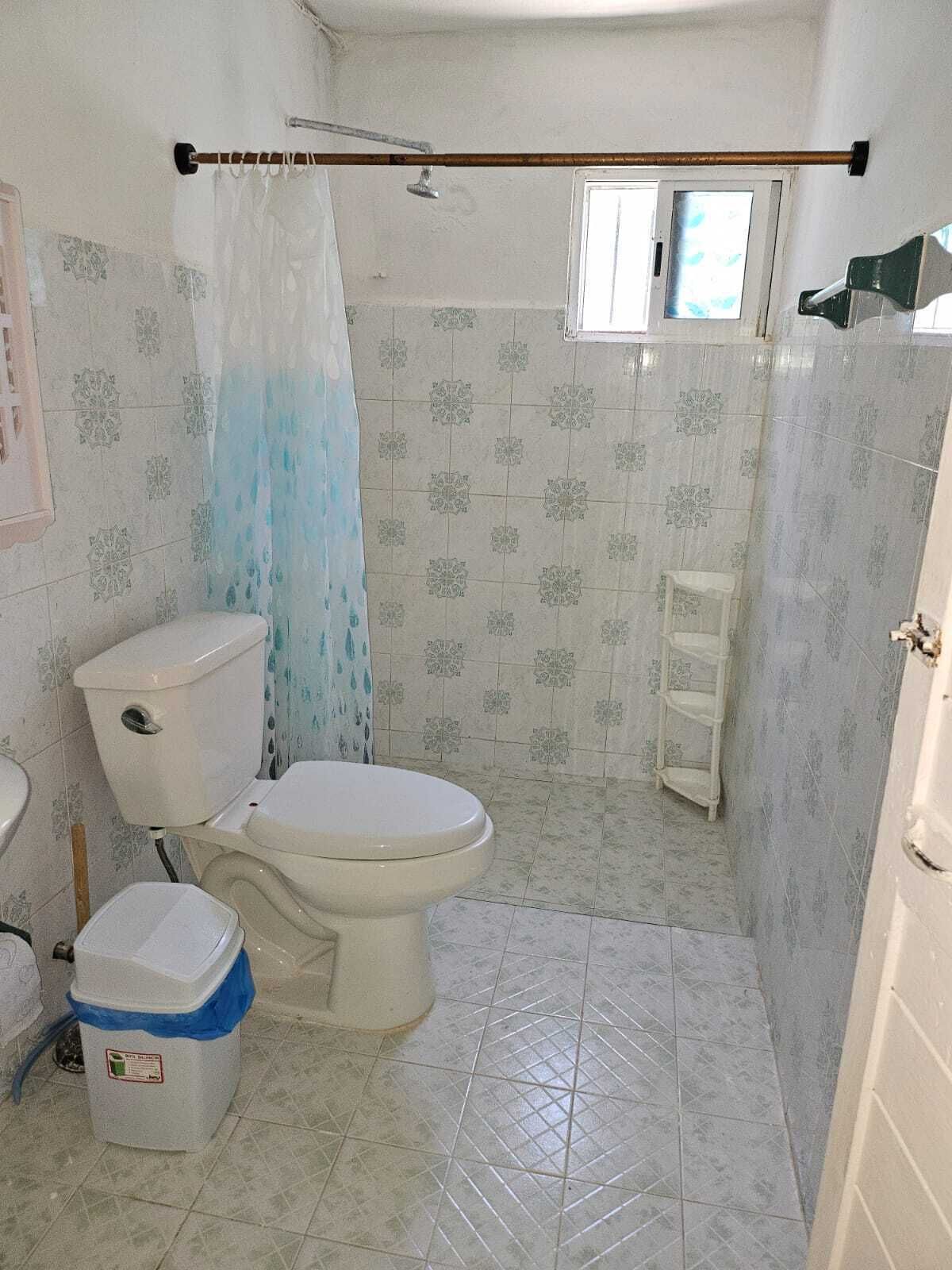 6 de 16: BAÑO