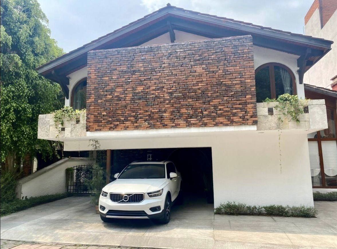 CASA EN CONDOMINIO  AMUEBLADA EN PEDREGAL