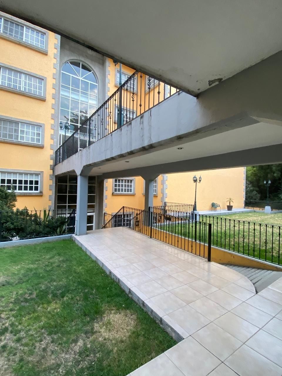 2 de 25: JARDIN