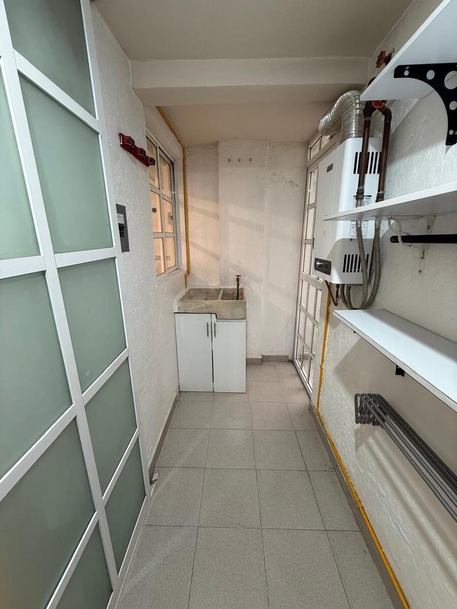 26 de 34: CUARTO DE LAVADO