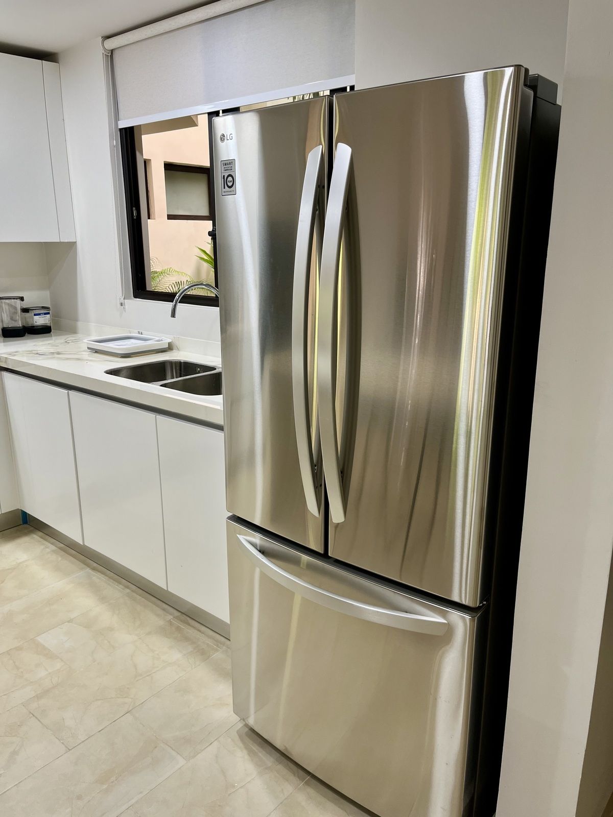 9 of 39: Refrigerador nuevo silencioso