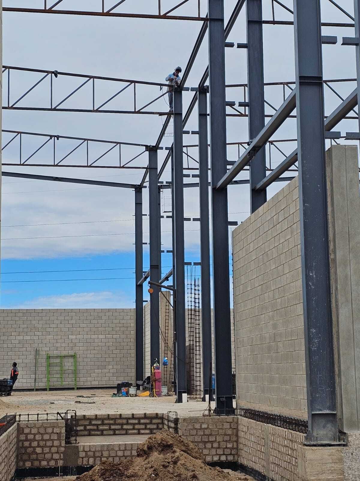 Bodega industrial de 800 o 1,600 m² en venta en Zapopan Nextipac - foto 1