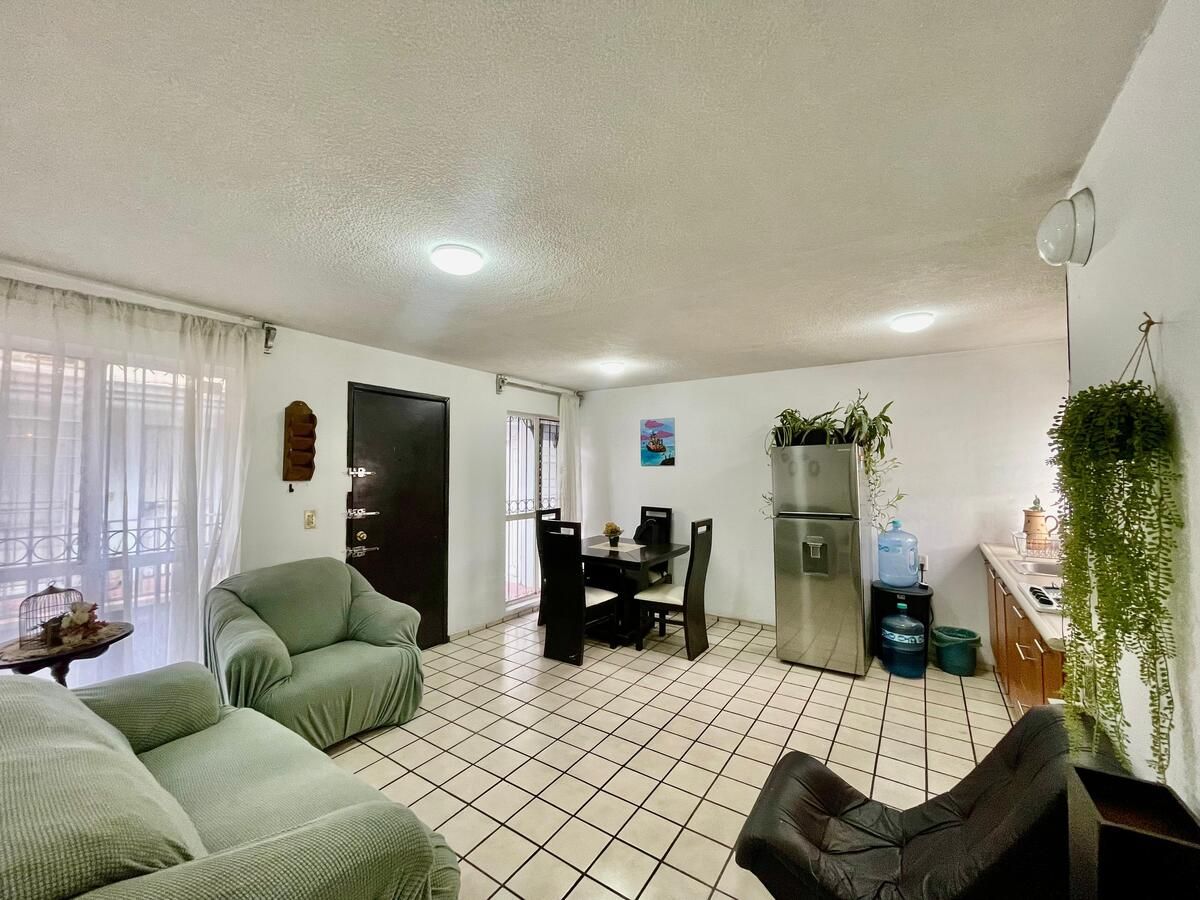 5 de 18: Sala