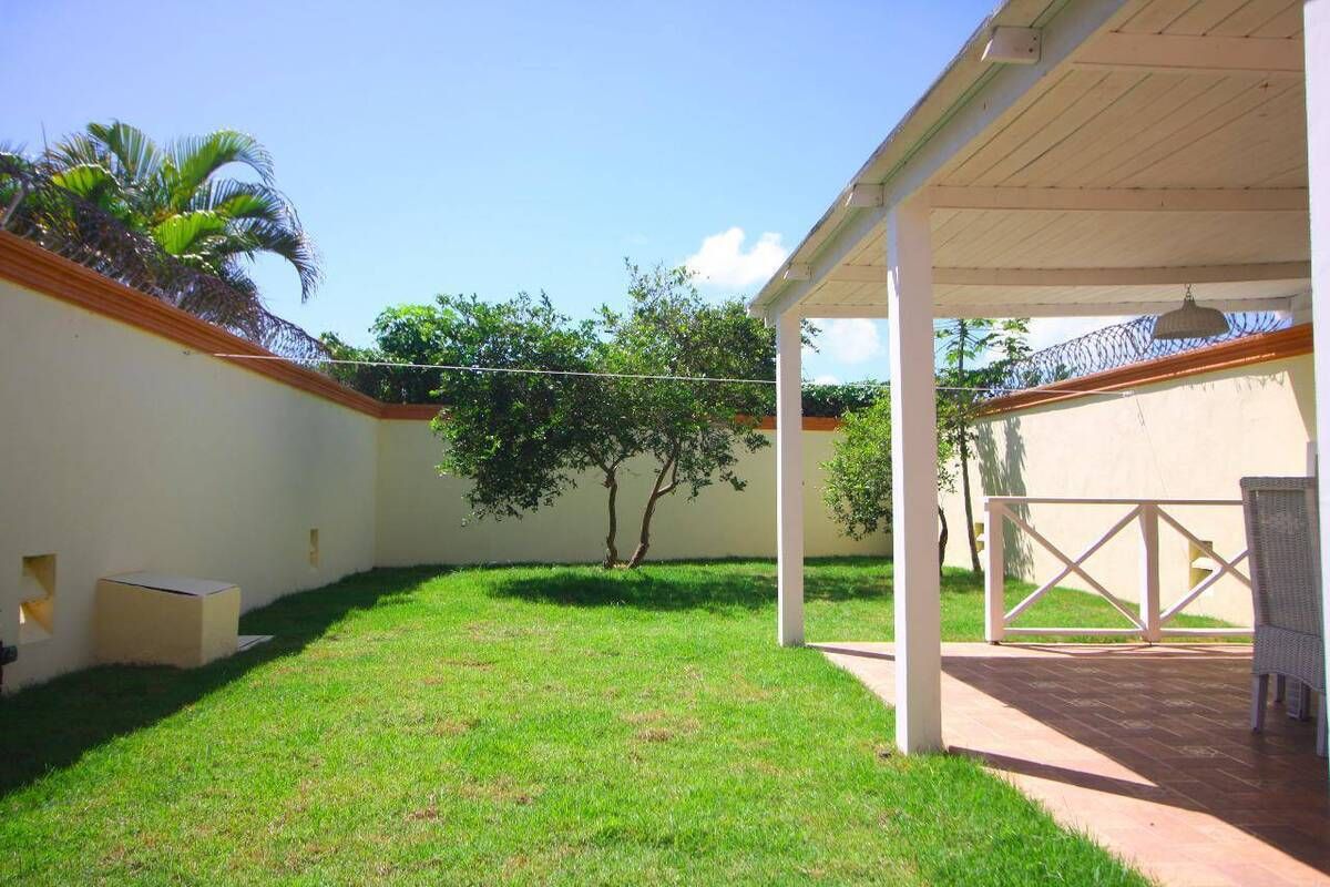3 de 16: JARDÍN