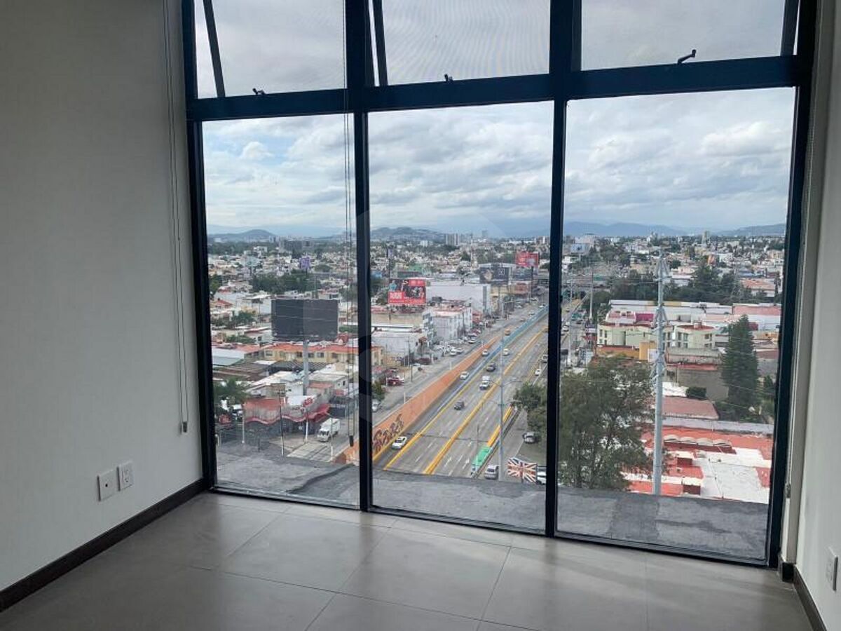 8 de 17