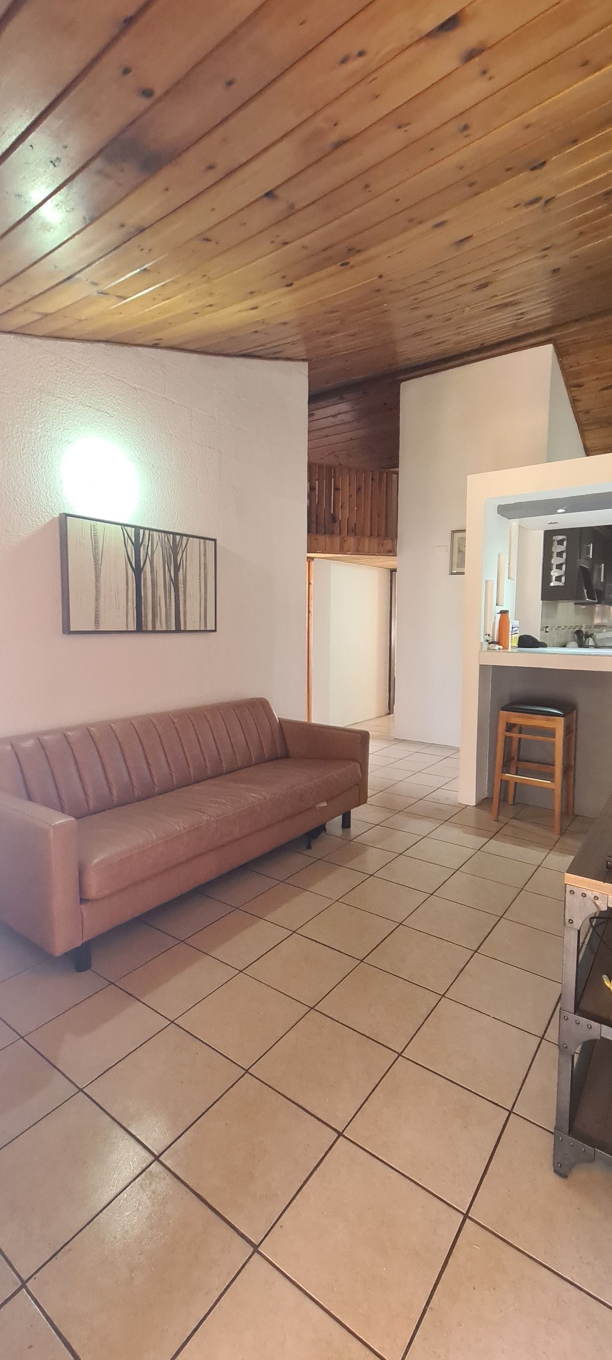 2 de 23: Sala