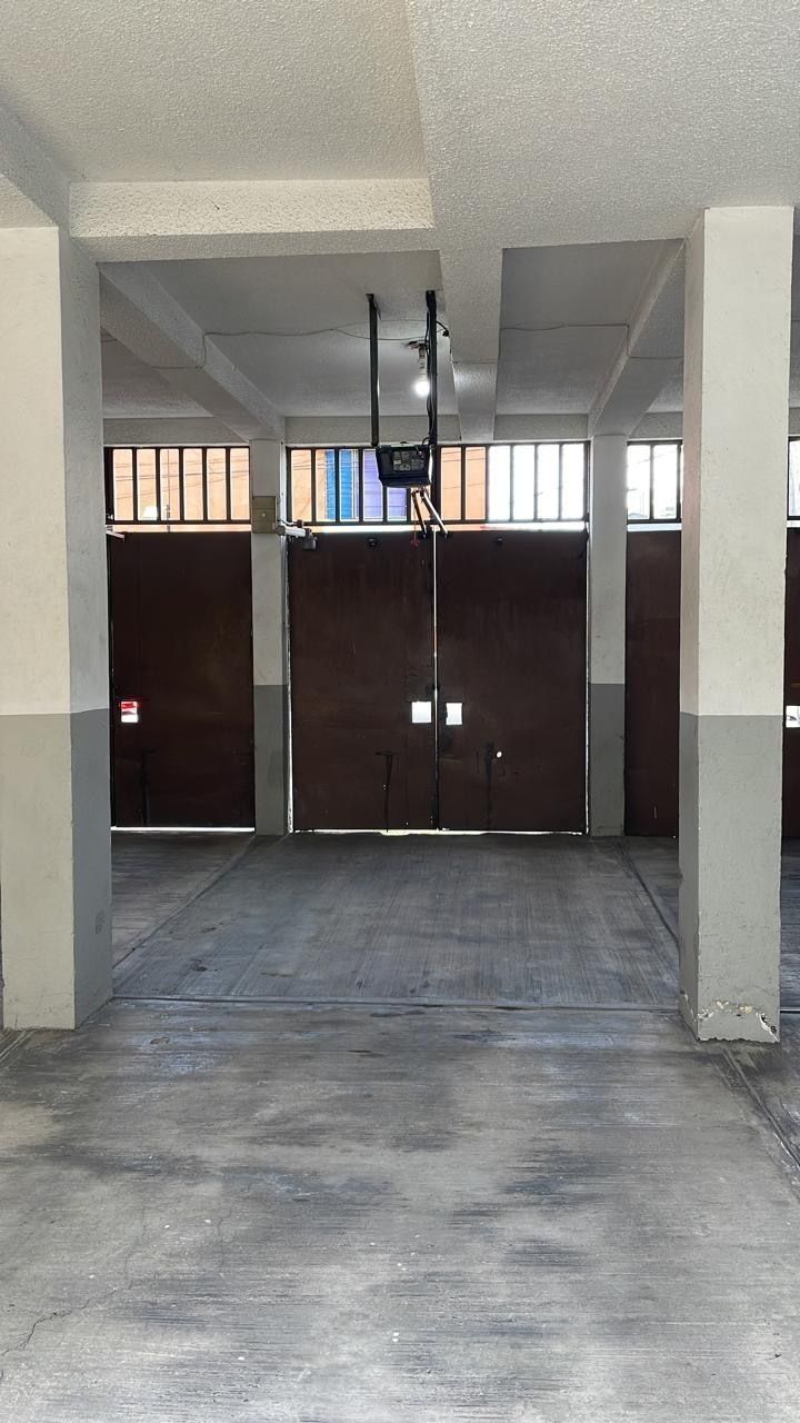 5 de 6: Estacionamiento