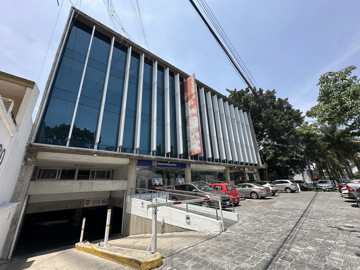 INCREÍBLE OPORTUNIDAD DE INVERSIÓN OFICINA EN VENTA EN GUADALAJARA - foto 1