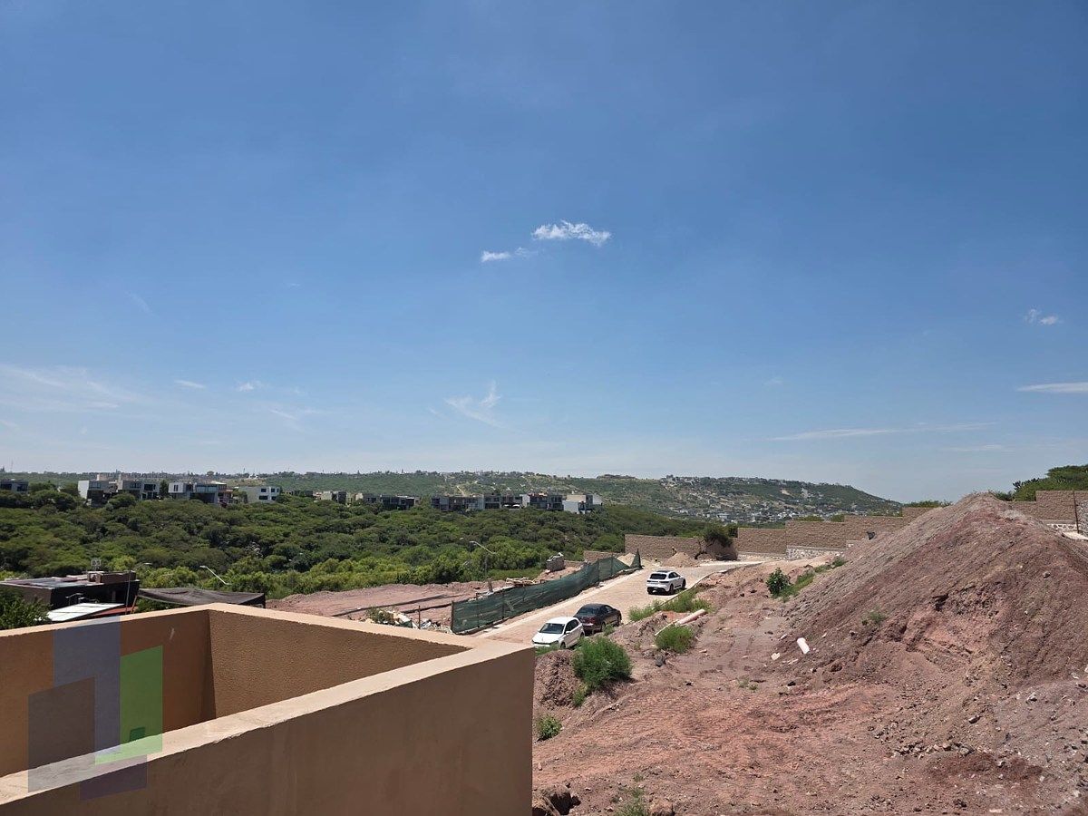Terreno en venta en Altozano Querétaro, foto 1 de 25