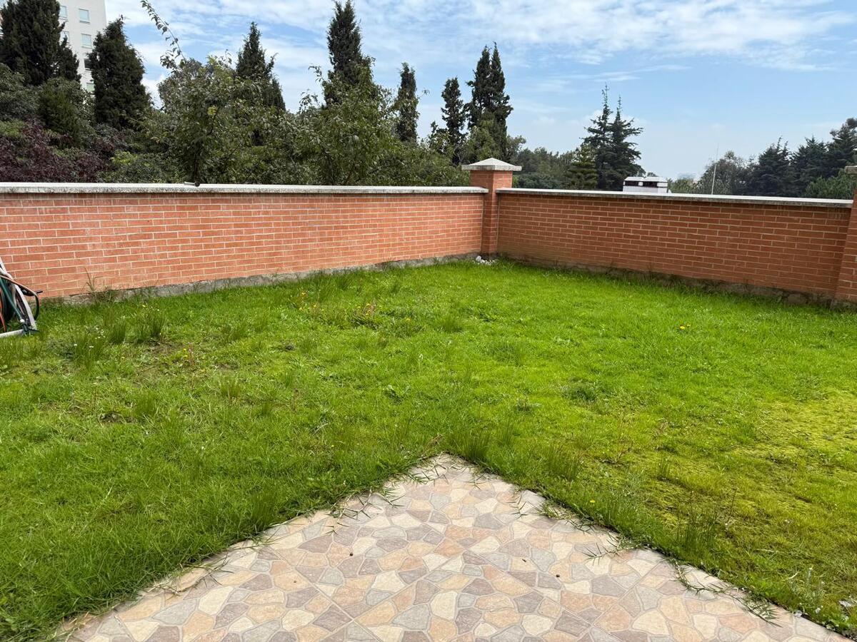 4 de 24: Jardín privado