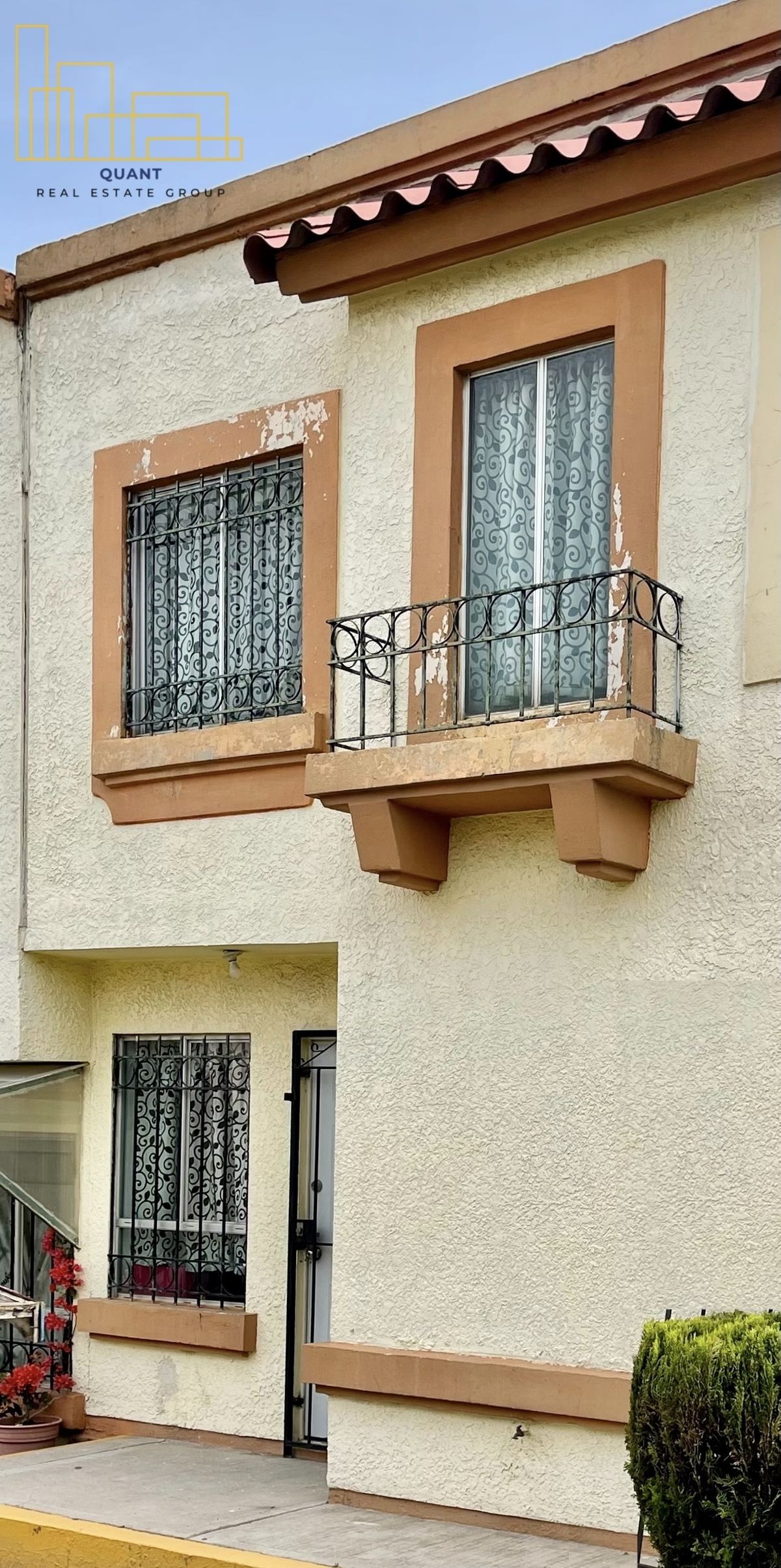 2 de 29: Fachada