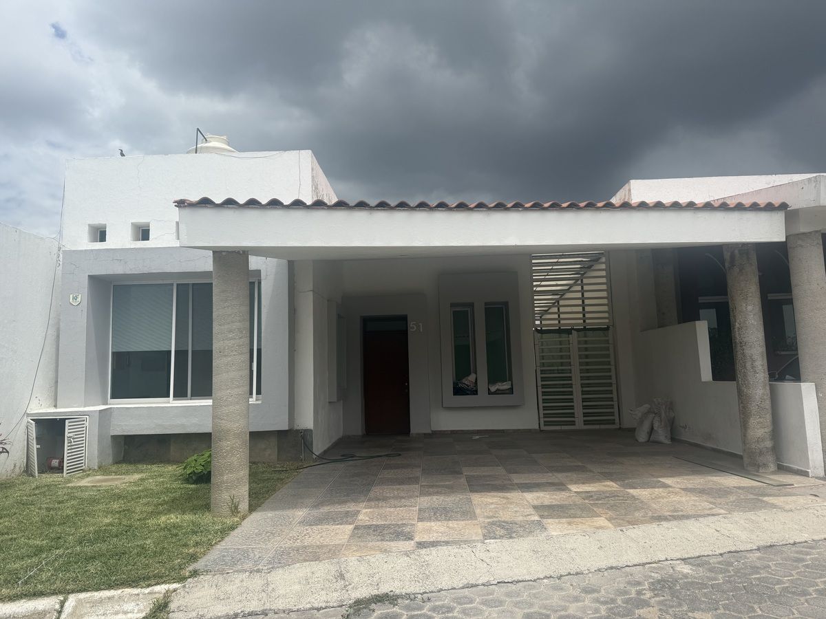 1 de 11: Fachada