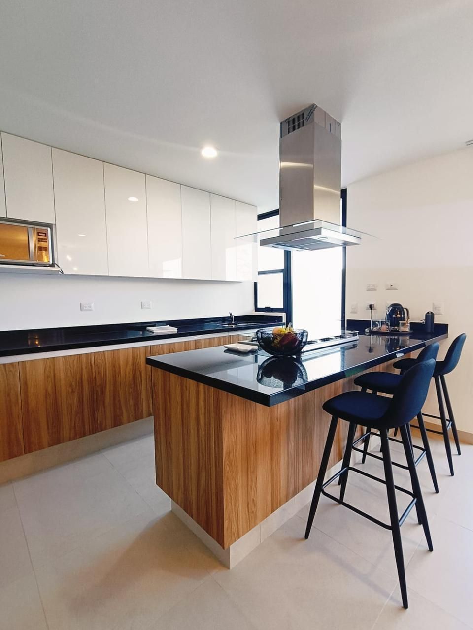 2 of 13: Cocina integral