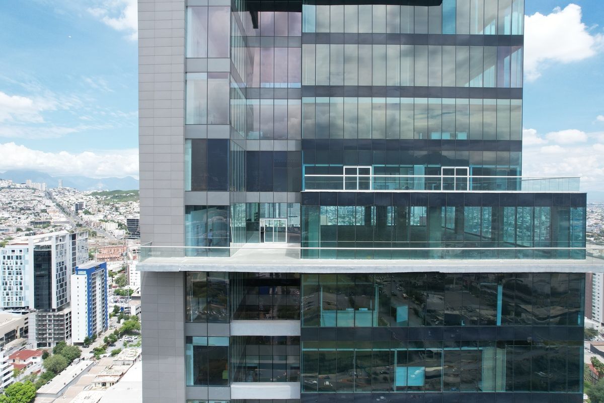 3 of 13: Oficinas corporativas